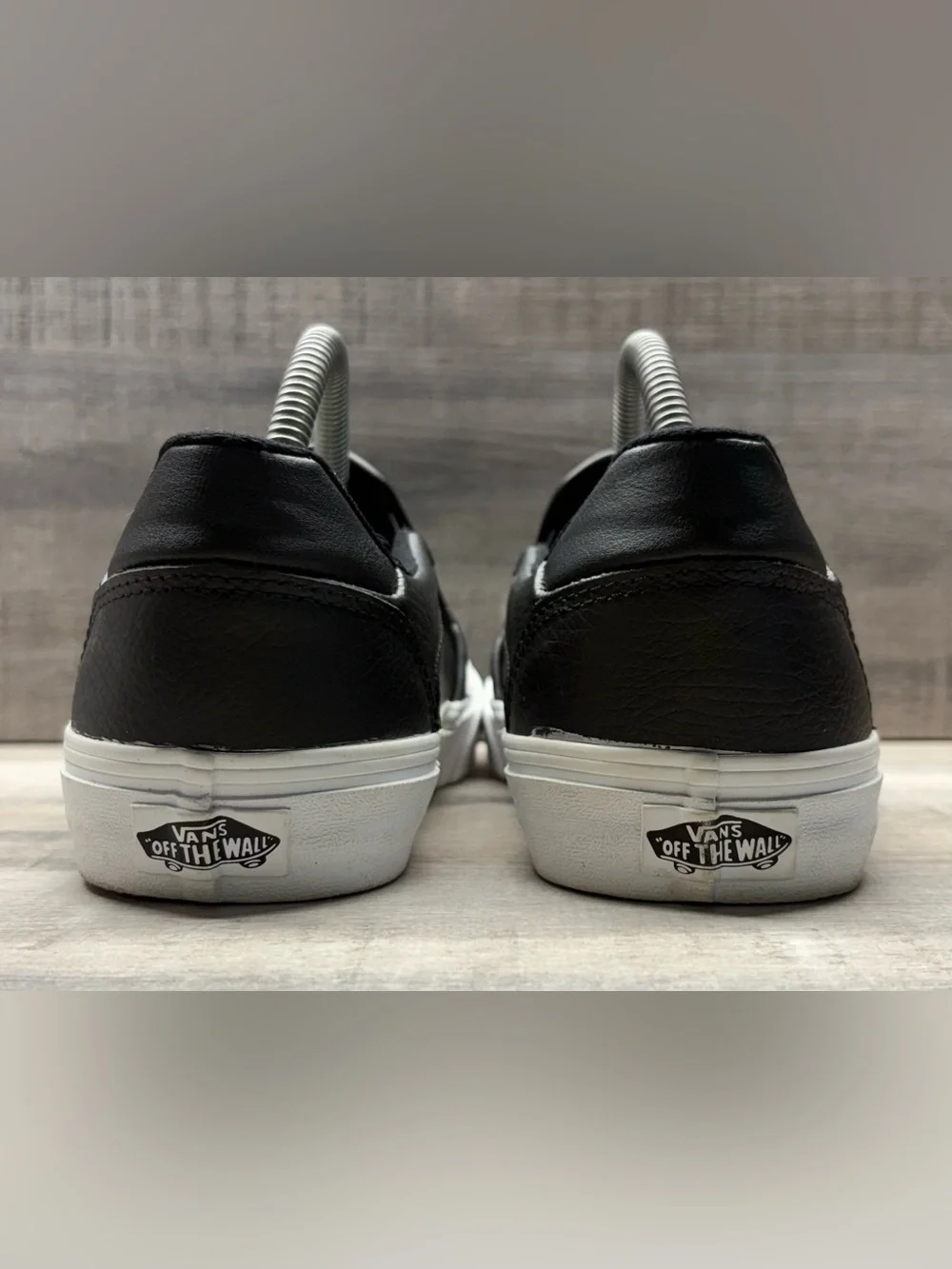 Vans Asher Deluxe Black Leather Slip-On Shoes Women’s Size 10 OrthoLite Mens 8.5
